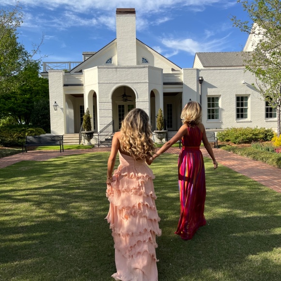 MAC DUGGAL!! Pleated Ruffle Tiered Cross Halter Neck Ballgown - Picture 4 of 5